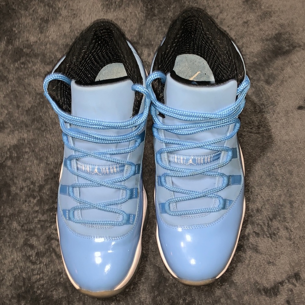 Nike Air Jordan 11 Retro “Pantone” Basketball Shoes